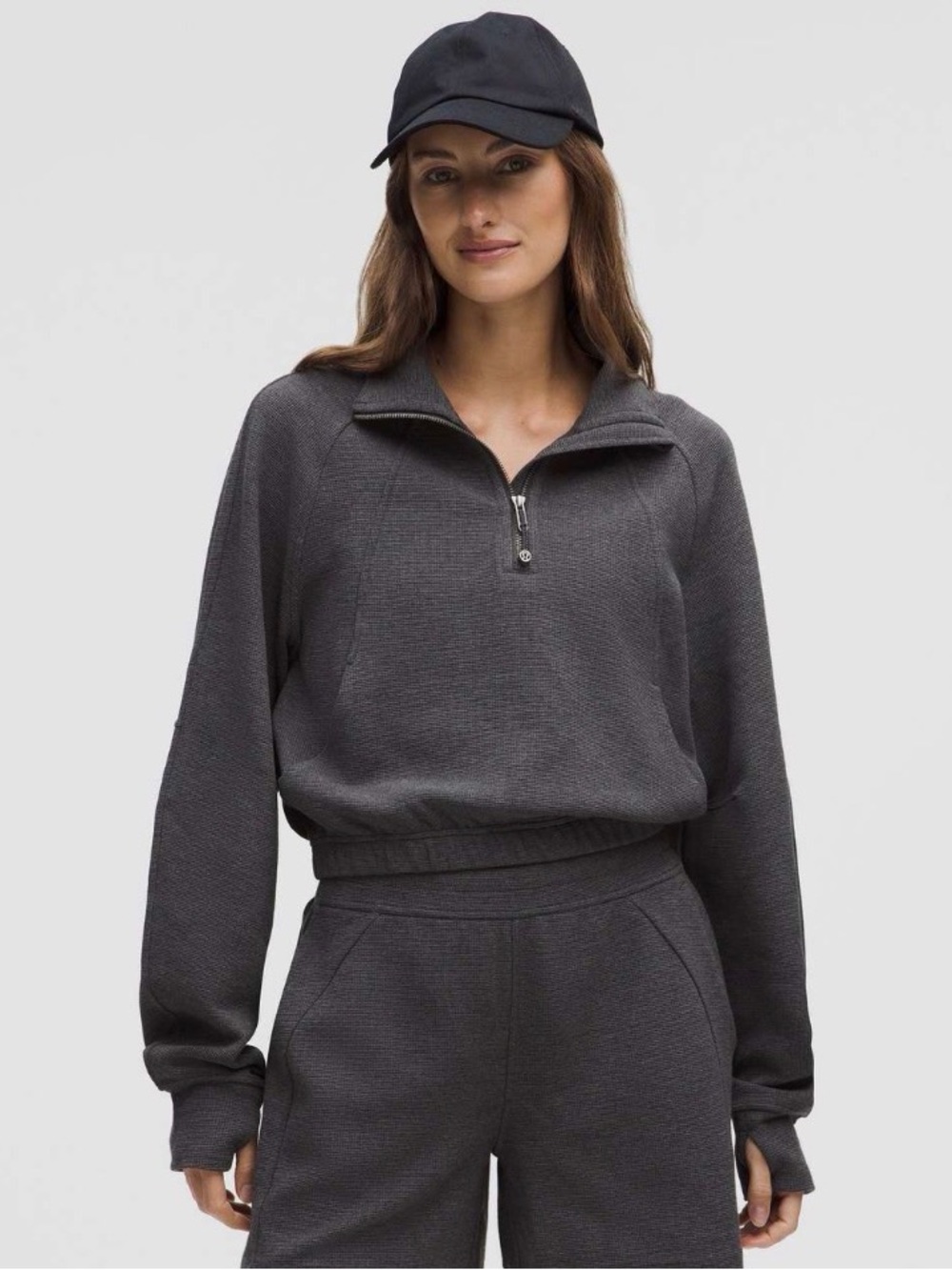 Lululemon Scuba Cropped Funnel-Neck Half Zip *Waffle
Heathered Graphite Grey